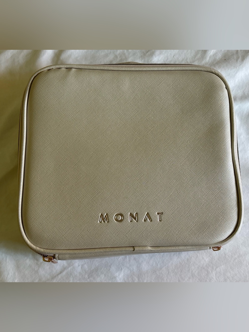MONAT Cream Travel Case